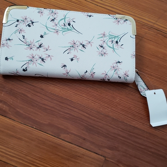 NWT Call it Spring clutch/ wallet - Picture 5 of 7